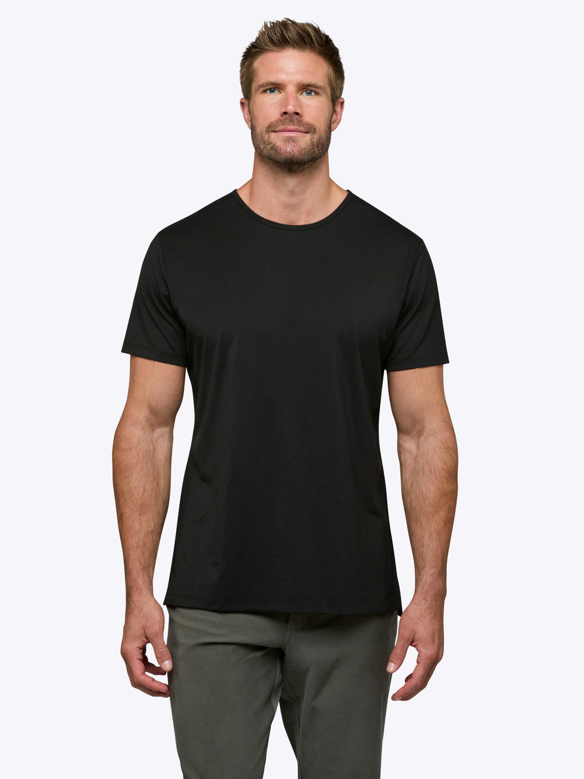 [info]--Davey is 6’2, 200lbs and wears a size XL