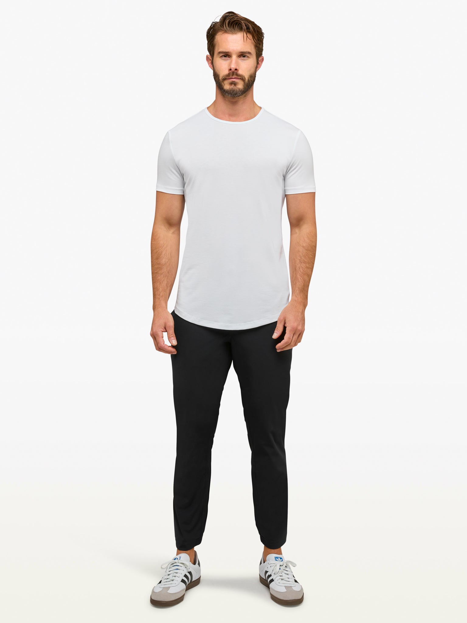 AO Jogger Pant | Black Slim-fit Versaknit®