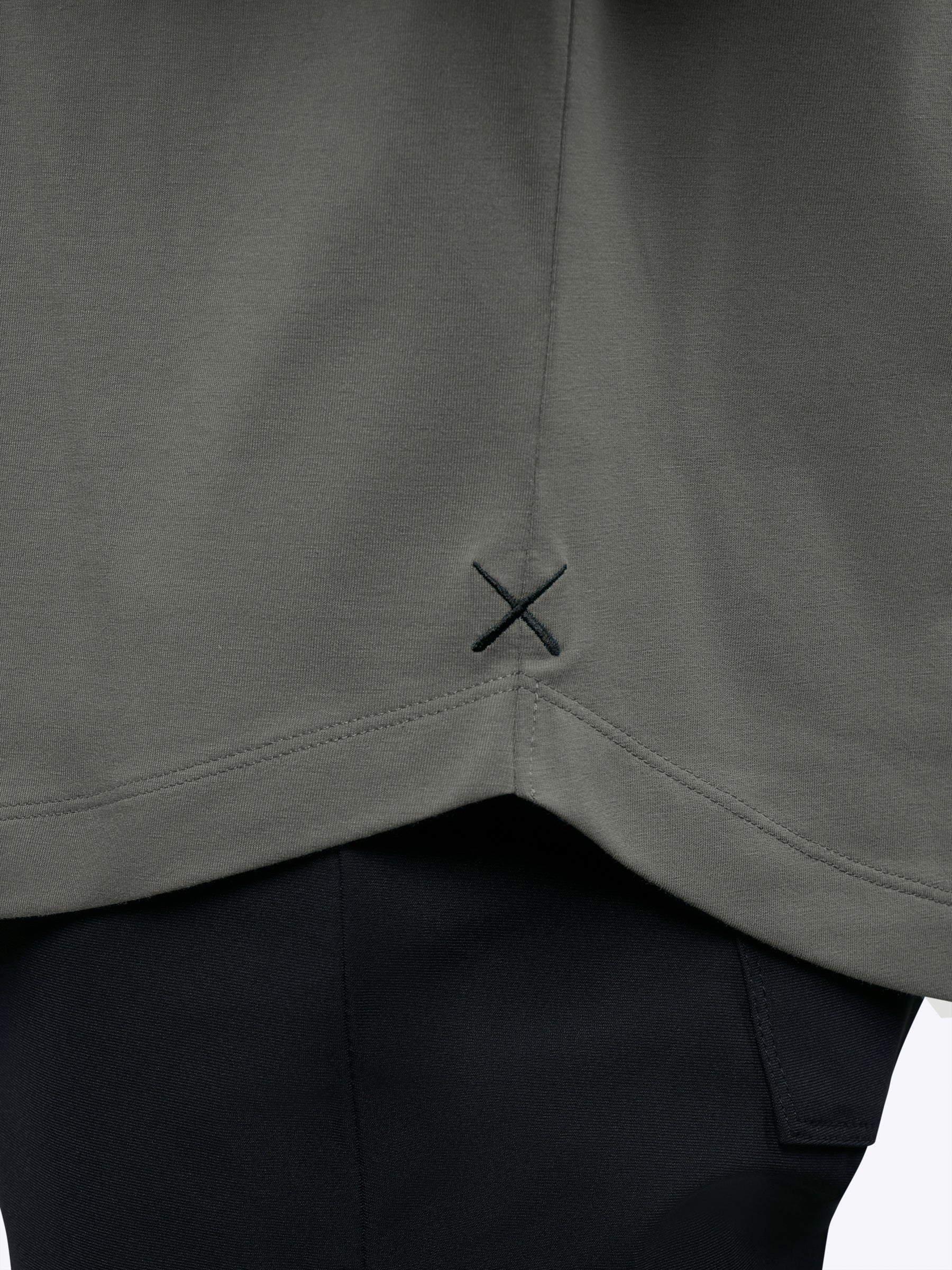 AO Henley Curve-Hem | Castor Grey Signature-Fit PYCA Pro®