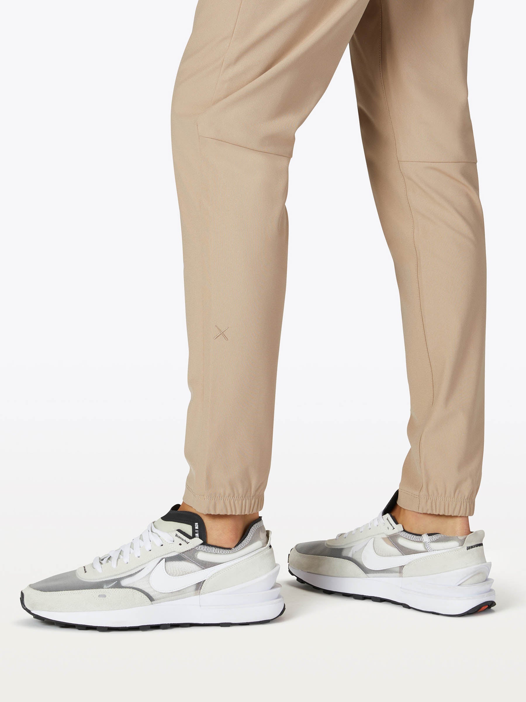 AO Jogger Pant Tall | Coast Slim-fit Versaknit®