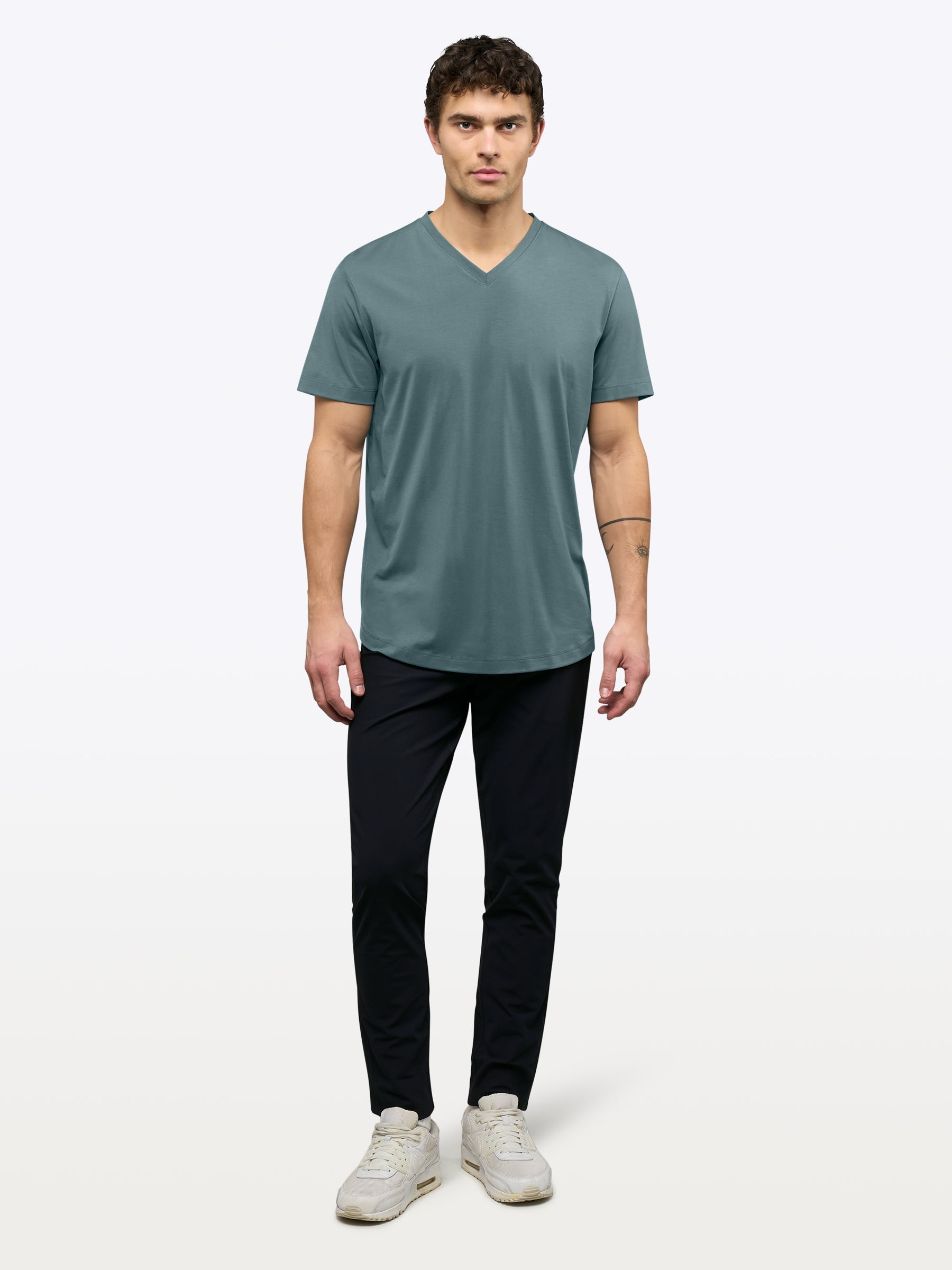 AO V-Neck Curve-Hem Tee | North Atlantic Signature-Fit PYCA Pro®