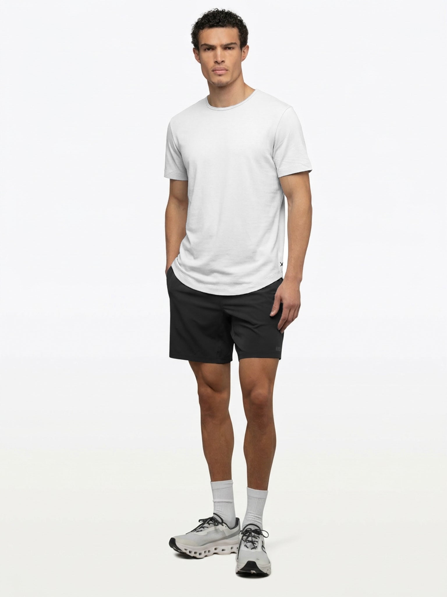 Crossover Active Tee | White Signature-Fit